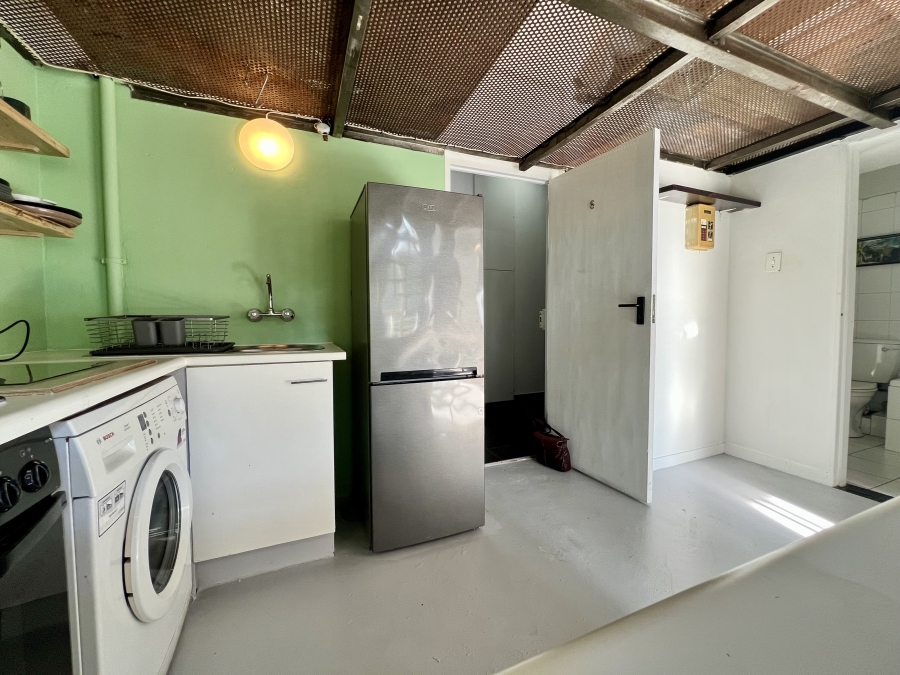 To Let 1 Bedroom Property for Rent in Cape Town City Centre Western Cape